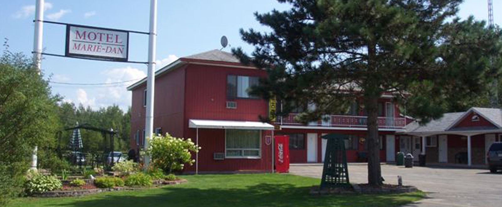 Motel MarieDan Près de l'autoroute 20 Hébergement SainteEulalie