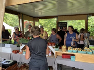 Marché public de Deschaillons