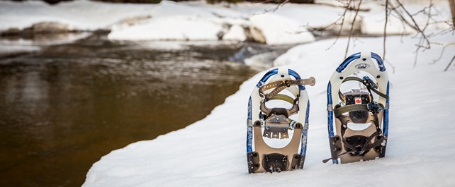 Parc régional de la rivière Gentilly - Raquettes sur le bord de la rivière