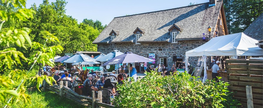Au son du Moulin / Blues & Gin 2025 : blues, gin et ambiance chaleureuse à Bécancour