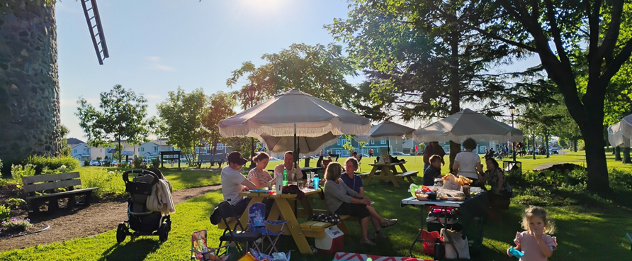 Cet été, on se donne rendez-vous à la Petite Cadie !