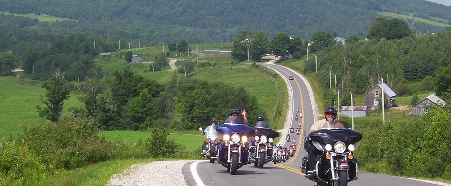À moto : à la découverte de l’arrière-pays