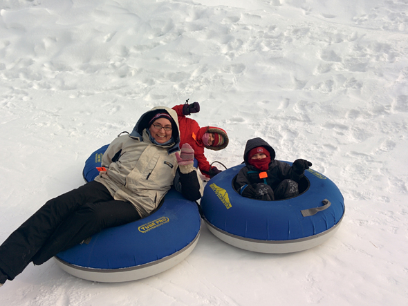 Une belle activité familiale les glissades.