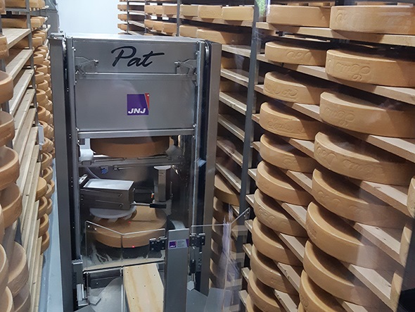 Blogue - Virée Kingsey Falls - Fromagerie - Pat le robot