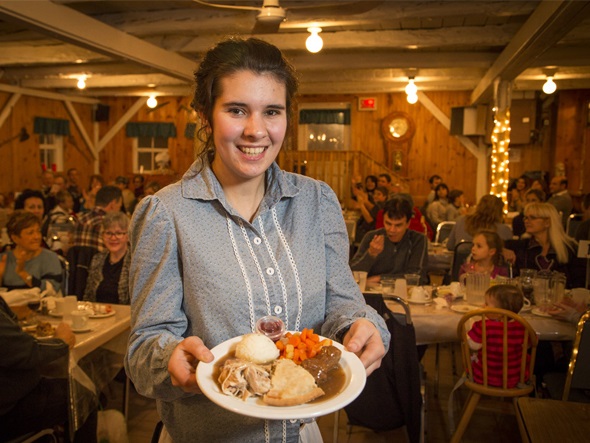 Blogue - Village illuminé - Repas Un bon repas d'antan